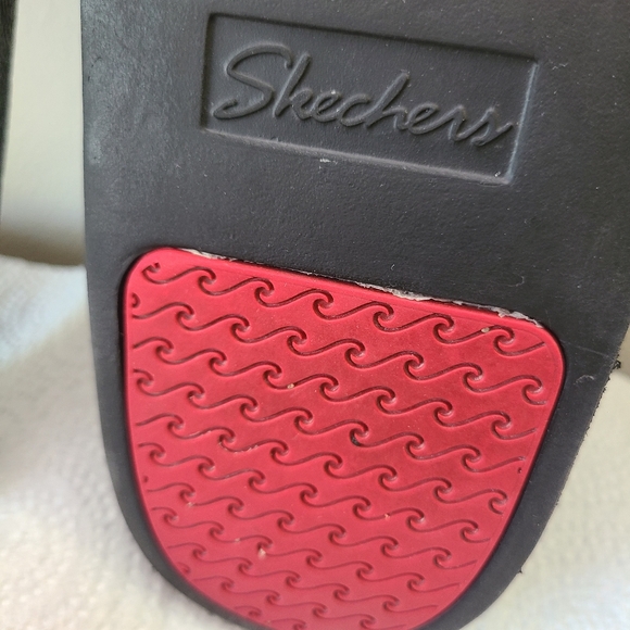 Skechers Rainbow Slip On Sandals Slides Faux Rhinestone  Plush Foam footbed - Picture 11 of 11